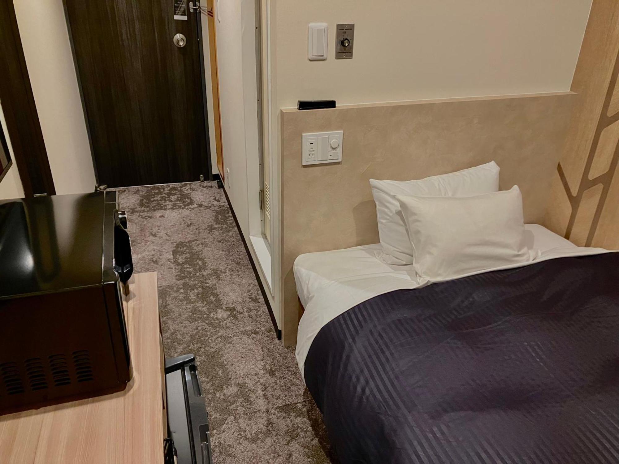 Hotel Livemax Mihara Ekimae Eksteriør bilde
